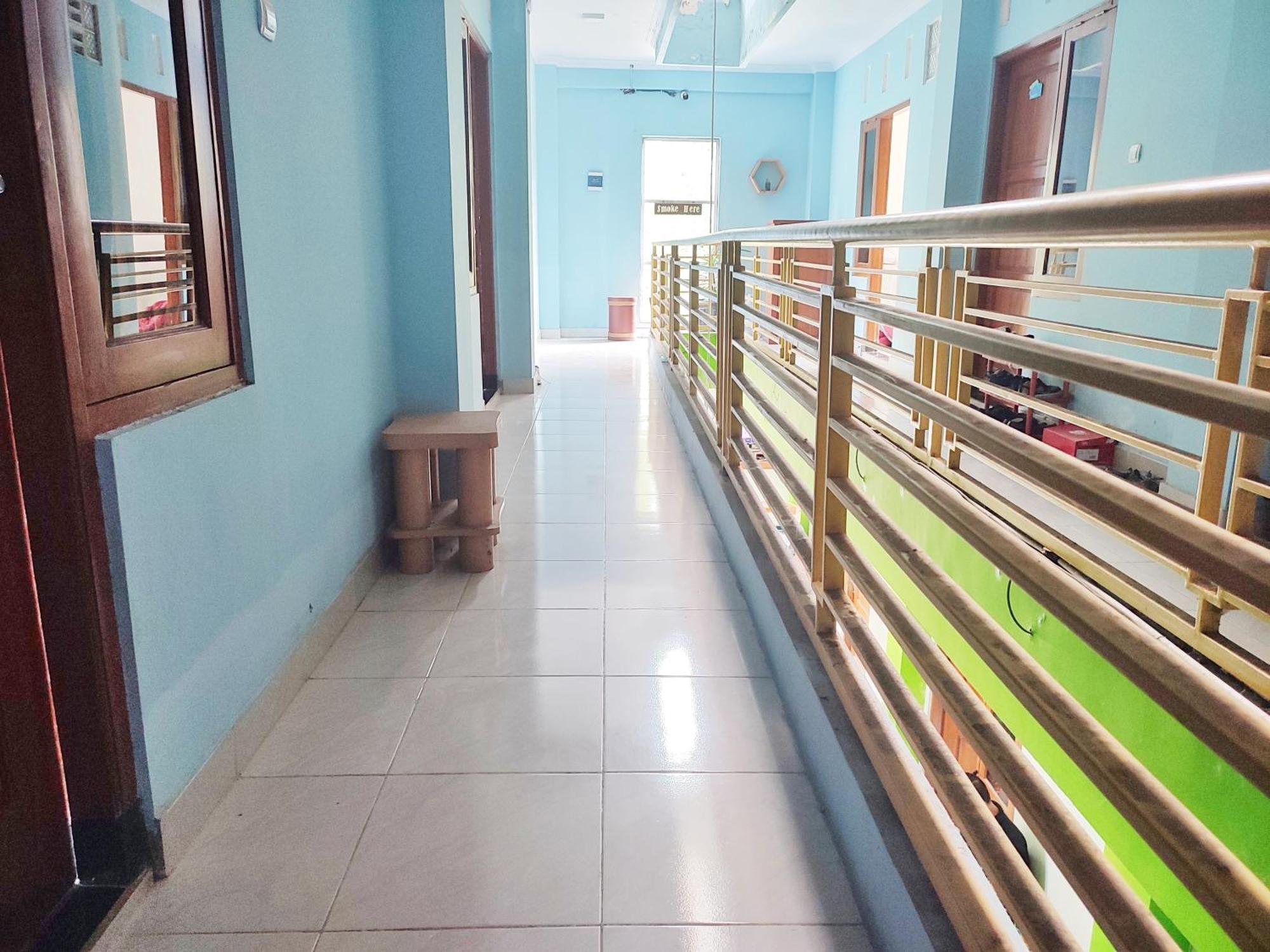 Happy Syariah Hotel Near Jombor Mitra Reddoorz สเลมาน ภายนอก รูปภาพ